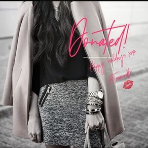 EXPRESS Tweed Skirt with Leather Accents size 00